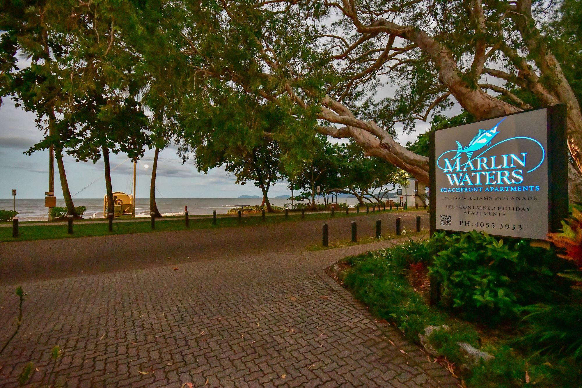 Marlin Waters Beachfront Apartments Palm Cove Extérieur photo